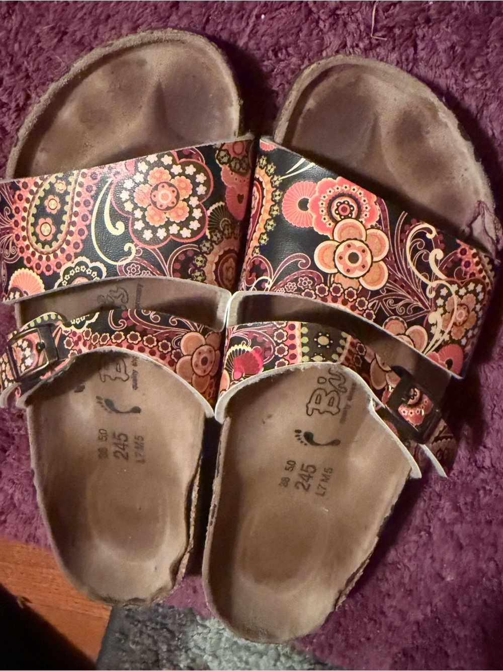 Floral Pattern Women's Slide Sandals - Pink & Black